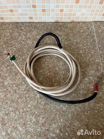 Кабель силовой 4,5 метра