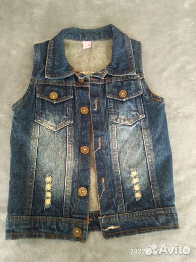 Джинсовый жилет