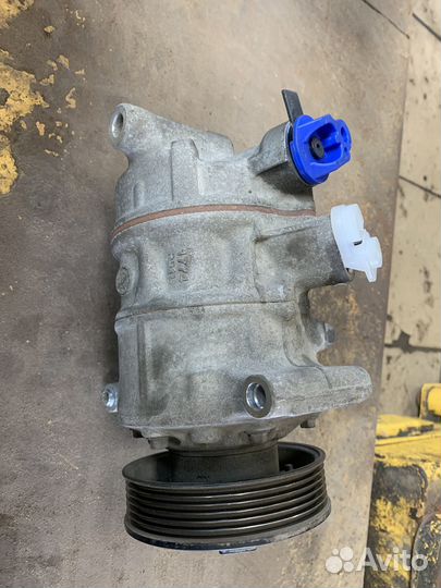 Компрессор кондиционера skoda octavia 5Q0820803G