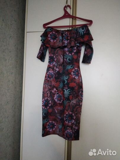 Платье s