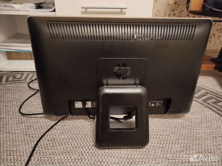 Монитор HP 2310 ti