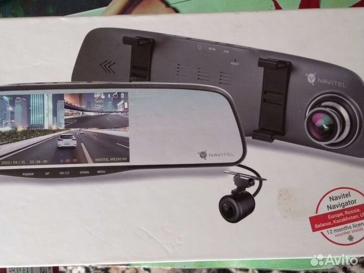 Видеорегистратор зеркало с навигатором