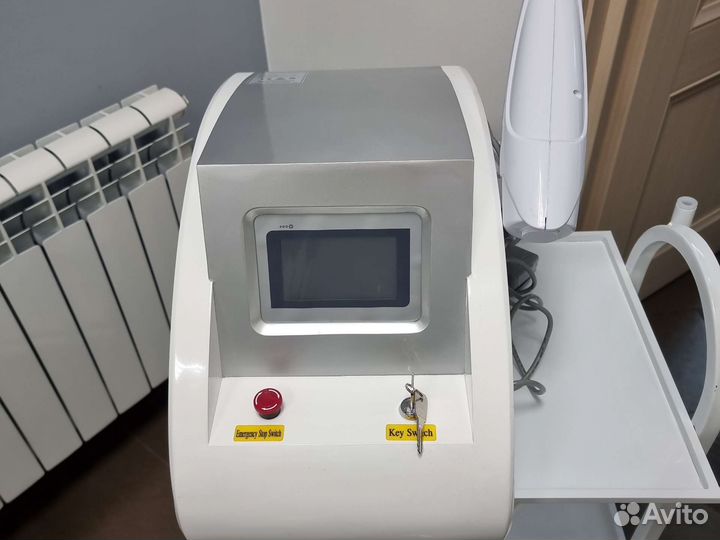 Лазерный аппарат для удаления тату