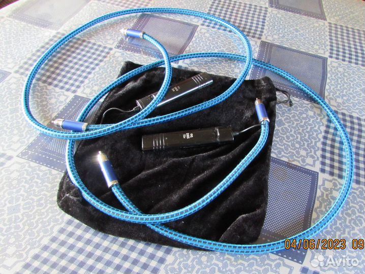 Межблочный кабель AudioQuest Sky. RCA-RCA 1.5м