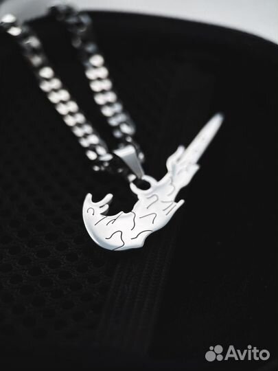 Подвеска Nike Flame Logo