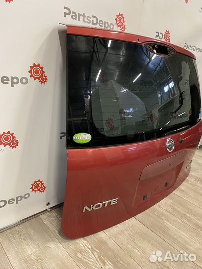 Дверь багажника Ниссан Ноут Е11 оригинал Япония