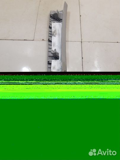 Обшивка передней левой стойки салона