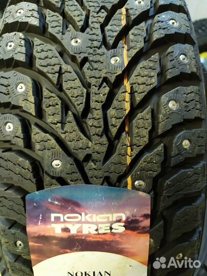 Nokian Tyres Hakkapeliitta 9 SUV 225/65 R17