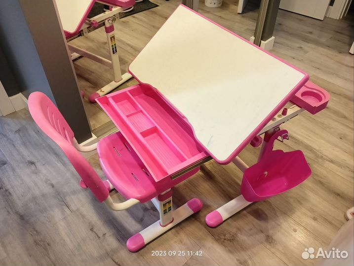 Растущая парта и стул fundesk