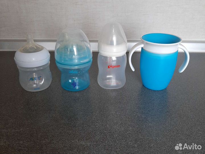 Молокоотсос Philips Avent +всё для кормления