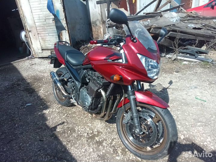 Suzuki bandit 1200s