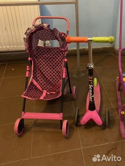 Самокат,коляска для кукол