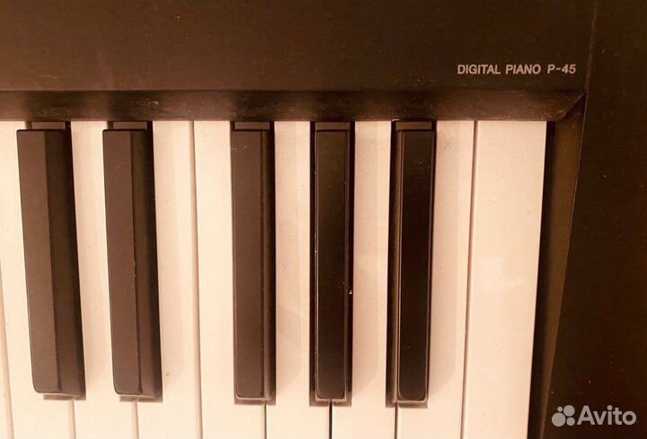 Цифровое пианино (фортепиано) Yamaha P-45
