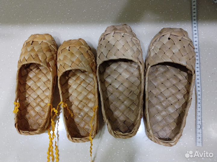 Антикварные лапти лыко