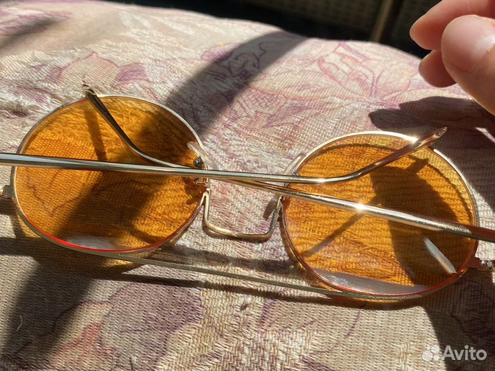 Очки солнцезащитные имиджевые жёлтые