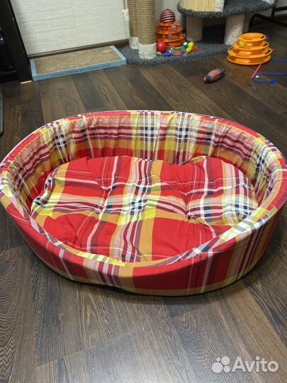 Лежанка для собак и кошек