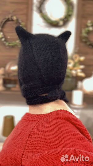 Шапка женская вящаная Чепец с ушками