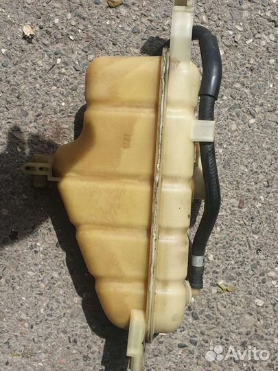 Расширительный бачок infiniti g37