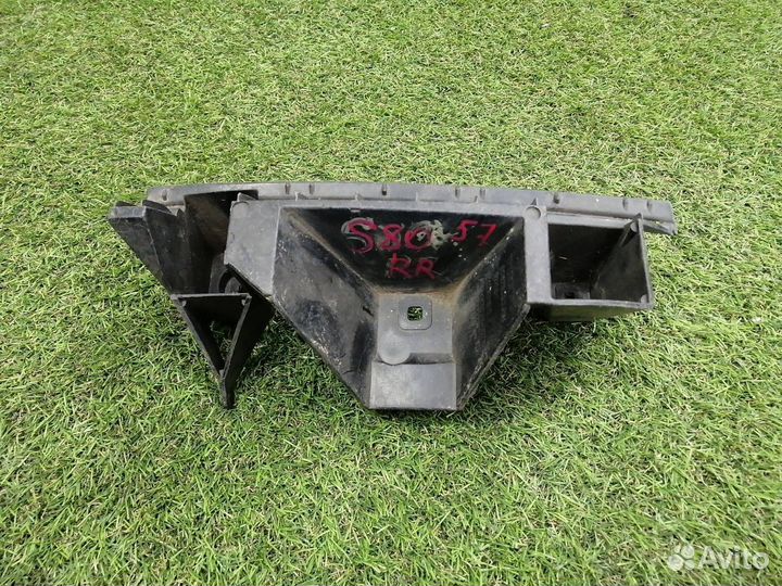 Крепление бампера заднее правое Volvo S80