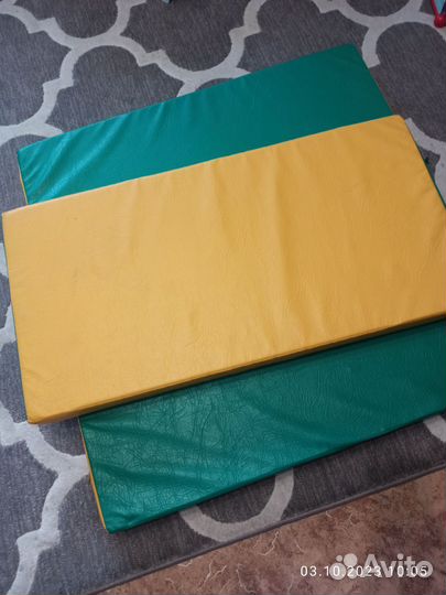 Мат гимнастический