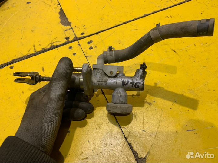 Главный цилиндр сцепления Nissan Almera N16 2002-2