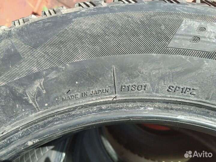 Bridgestone Blizzak Spike-01 225/60 R17