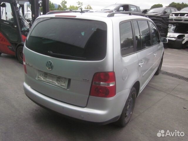 Решетка радиатора volkswagen touran (1T1, 1T2)