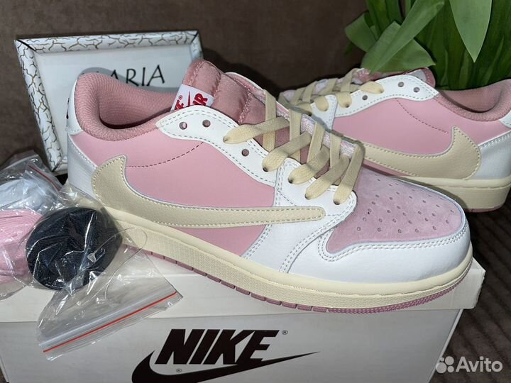 Travis Scott x Air Jordan 1 Low Shy Pink