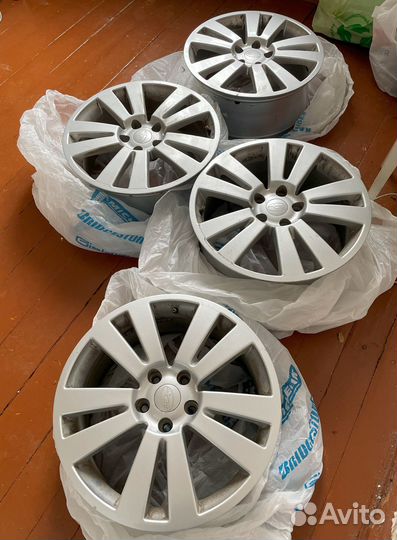 Литые диски Subaru R18