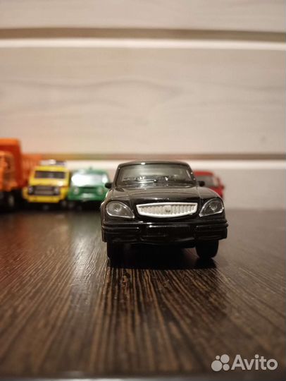 Машинка Волга