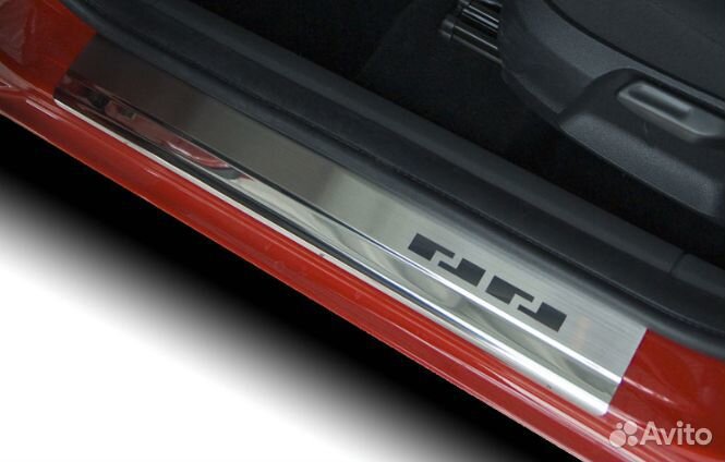 Накладки на пороги Приус 2 / Prius II 2003-2009