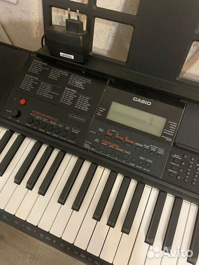 Синтезатор Casio ct x700