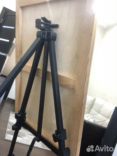 Мольберт для художников