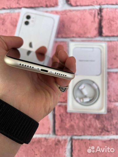 iPhone 11, 128 ГБ