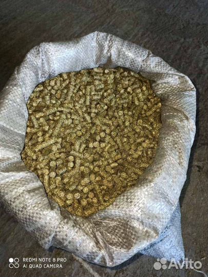 Травяная мука гранулы люцерна