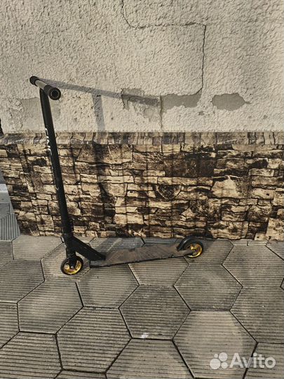 Трюковой самокат