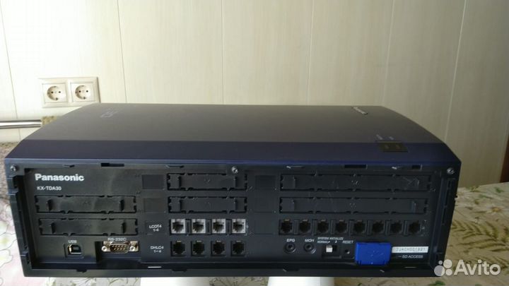 Мини атс Panasonic KX-TDA30 и VoIP-телефон