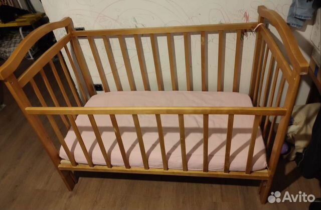 Детская кроватка