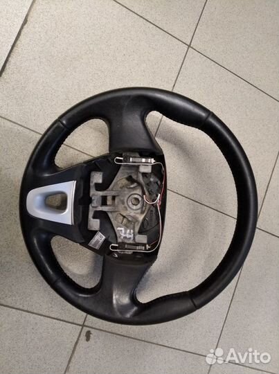 Руль Рено Флюенс