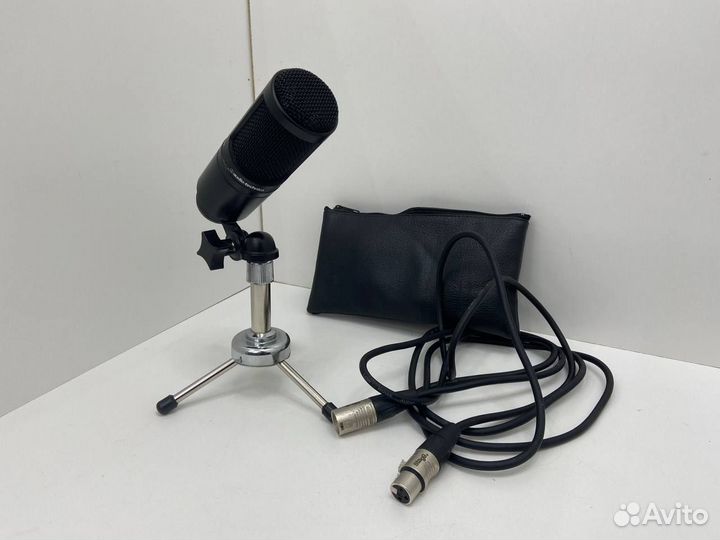 Микрофон Audio-Technica AT2020 USB