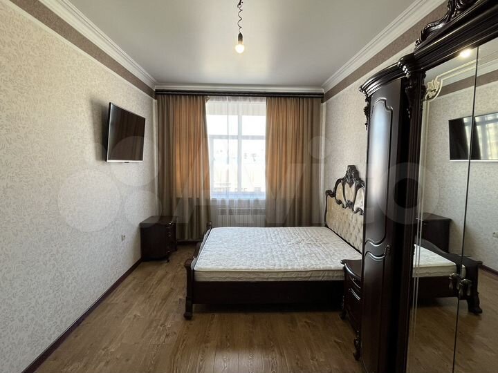 2-к. квартира, 78 м², 9/10 эт.