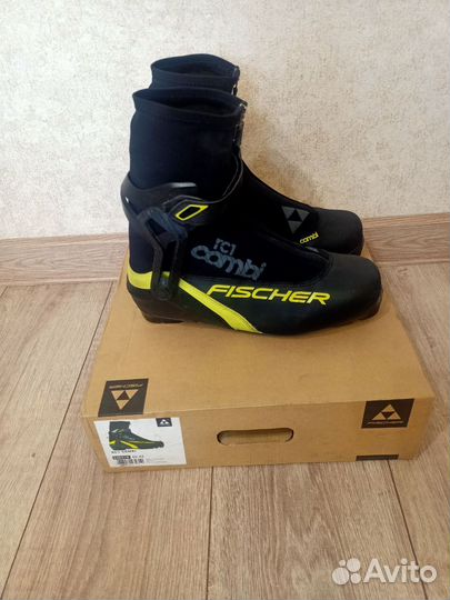 Лыжные ботинки fischer