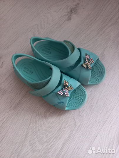 Босоножки cross c11