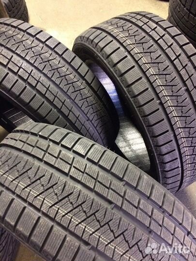 Triangle Trin PL02 225/45 R18