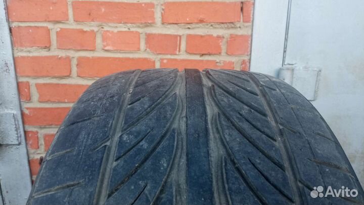 Hankook Ventus V12 Evo K110 255/40 R18 99Y