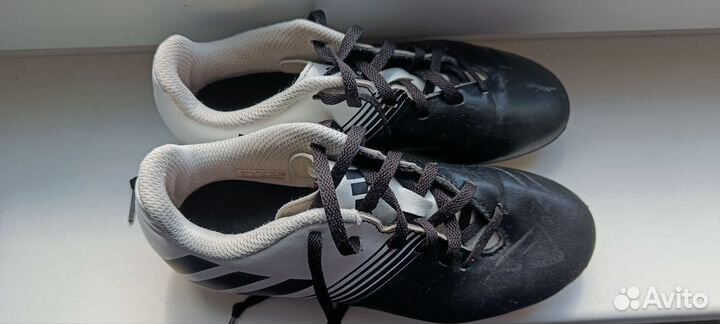 Футбольные бутсы adidas 34 размер