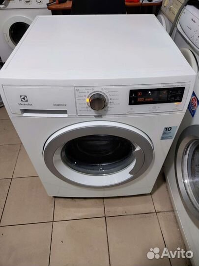 Стиральная машина Electrolux EWF1487HDW