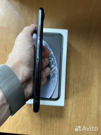 Телефон iPhone xr 64 гб