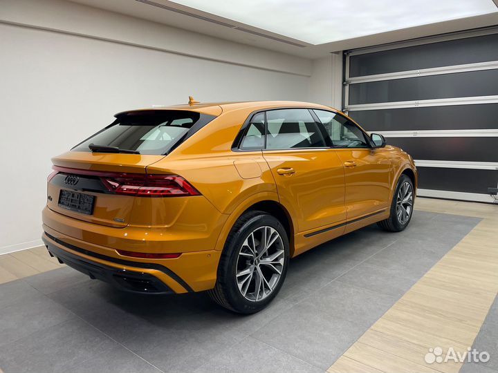 Audi Q8 3.0 AT, 2022