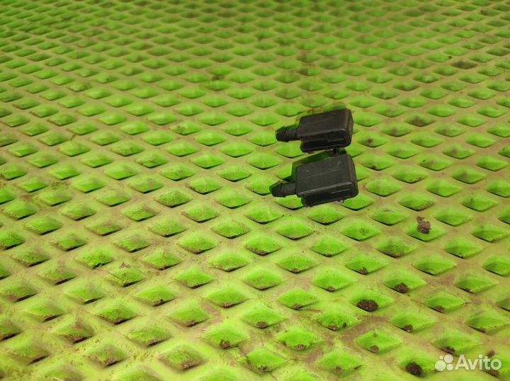 Форсунка омывателя лобового стекла Меган 2